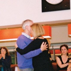 Tango in de Maassalon van Podium O 950