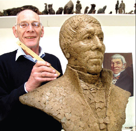 Robbert Jan Donker met borstbeeld