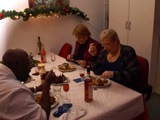 Het kerstdiner in buurthuis De Kraal