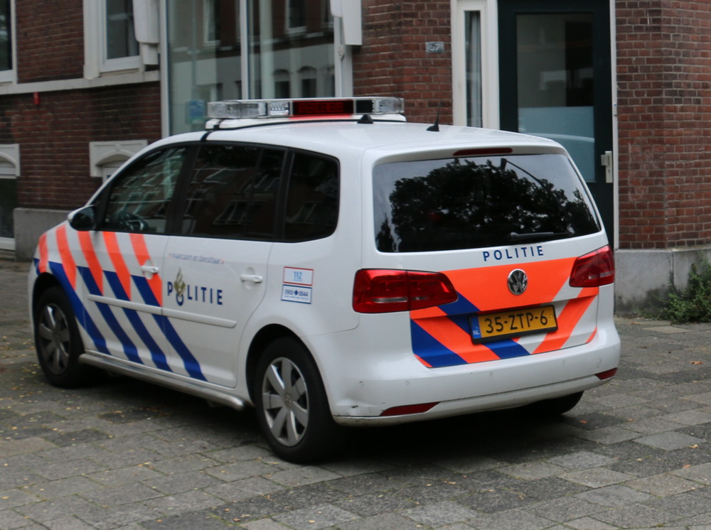 Politie doet drugsvangst in Crooswijk