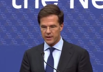 Mark Rutte op 4 mei in Crooswijk