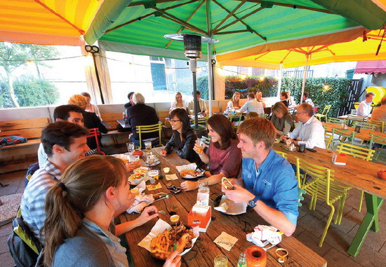 K & B Kralingen terras