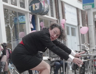 Vuurvreter Miss Minetti