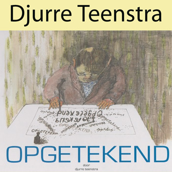 Djurre Teenstra signeert zijn nieuwe boek