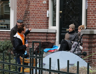 Kamperen bij makelaar voor plek in ecobuurt