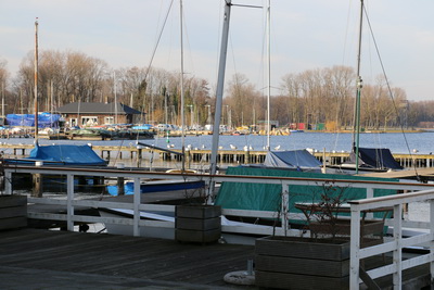 ‘Aangemeerde boten Kralingse Plas levensgevaarlijk’