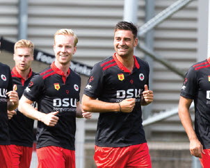 Excelsior wint eerste oefenduel met 2-6 van Westlands Elftal