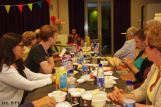 de iftar maaltijd in Crooswijk
