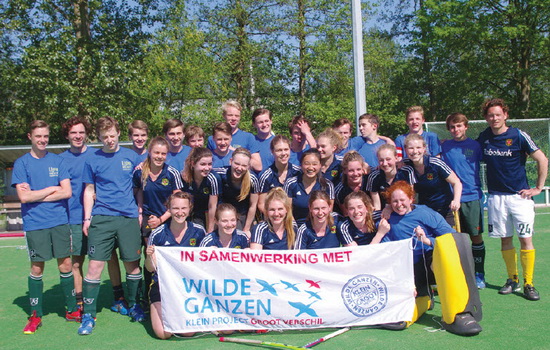 Hockey-battle of the sexes-voor de Lion Heart Foundation