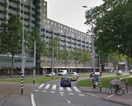 Man mishandeld op het Oostplein