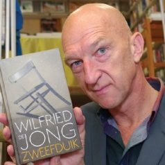 Signeersessie Wildried de Jong bij Amesz