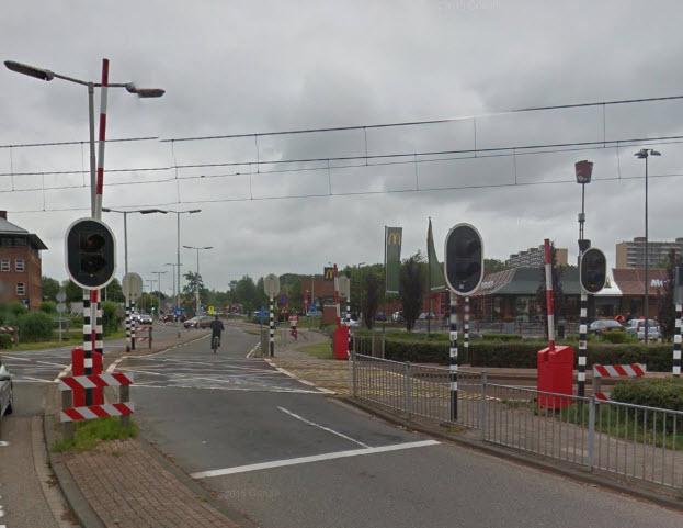 Dode bij aanrijding met metro ‘s-Gravenweg