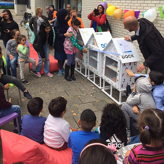 Gratis boeken lenen of ruilen bij de Minibieb Vredenoordplein