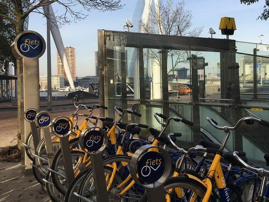 OV-fiets bij meer metrostations in Rotterdam