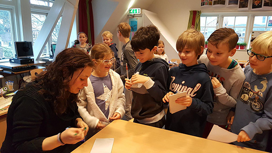 Extra spannende boekbespreking op de Emmaschool