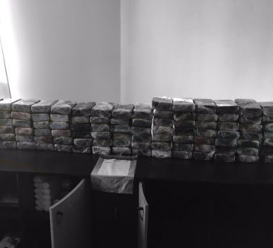 Agenten vinden ruim 250 kilo cocaïne in appartement Boezemkade