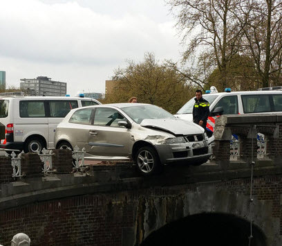 Automobilist ramt Noorderbrug