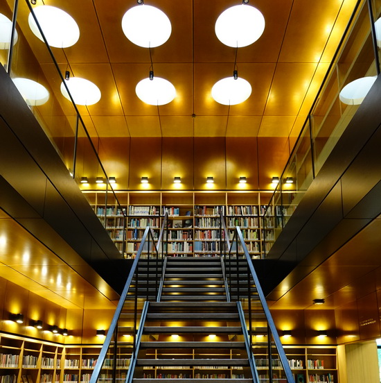 Vernieuwde Leeskabinet in gebruik genomen