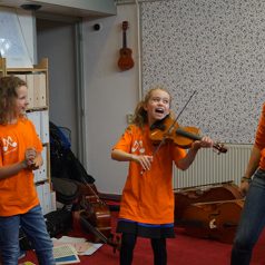 Openbaar concert MiXin’Music bij verzorgingstehuis Aafje