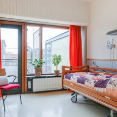 Zorgbed in de wijk voorkomt onnodige ziekenhuisopname ouderen