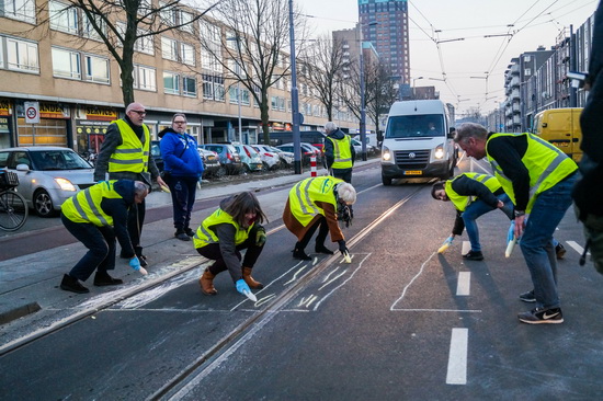 ‘We gaan net zo lang door tot er een zebrapad komt’