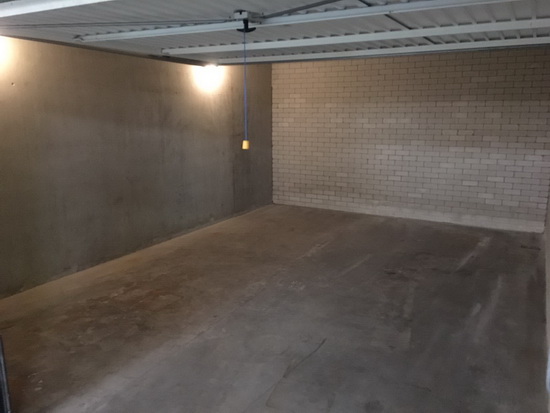 Te huur: Garage  Mariniershof / Kipstraat,  28 m2