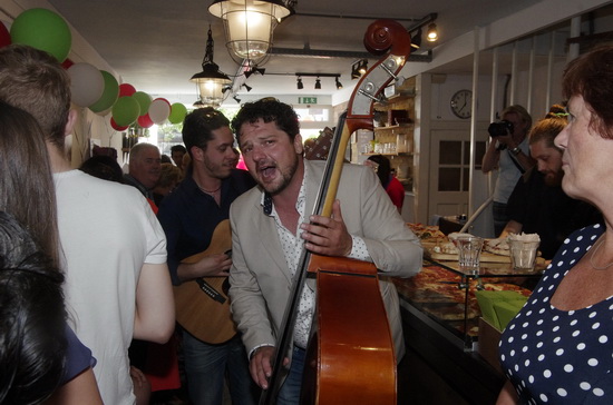 La Tavolata: Italiaans feestje aan de Oudedijk