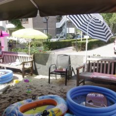 ‘Gewoon een beetje strand in Crooswijk’