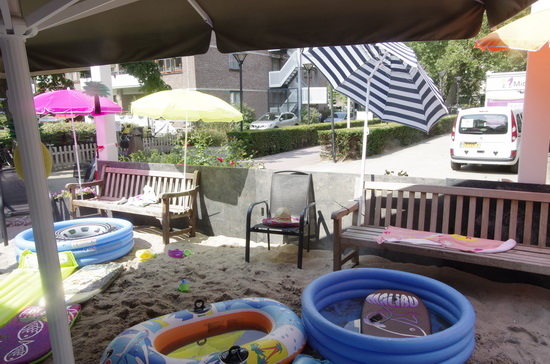 ‘Gewoon een beetje strand in Crooswijk’