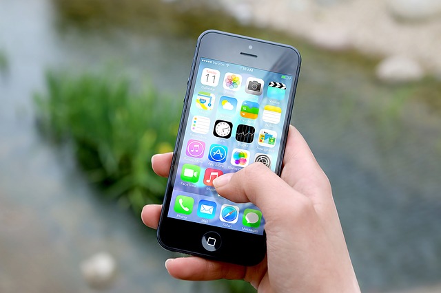 iPhone-deal via Instagram eindigt in beroving door 17-jarige met ‘vuurwapen’