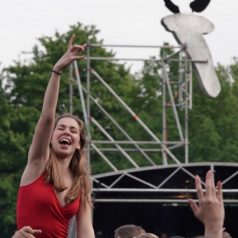 Bevrijdingsfestival druk en zonnig