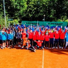 NK G-tennis groot feest voor G-tennissers T.V. Alexanderstad