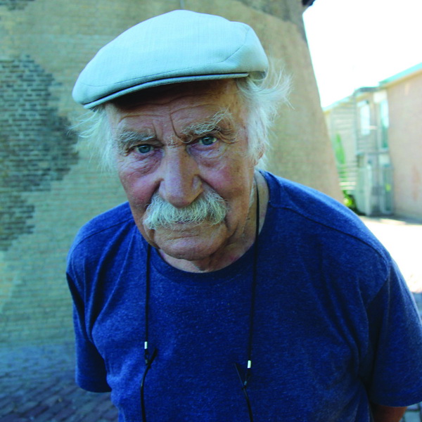 Kunstschilder Leo de Jong overleden