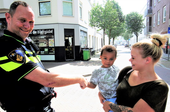 Wijkagent in Kralingen Patrick Schoonackers