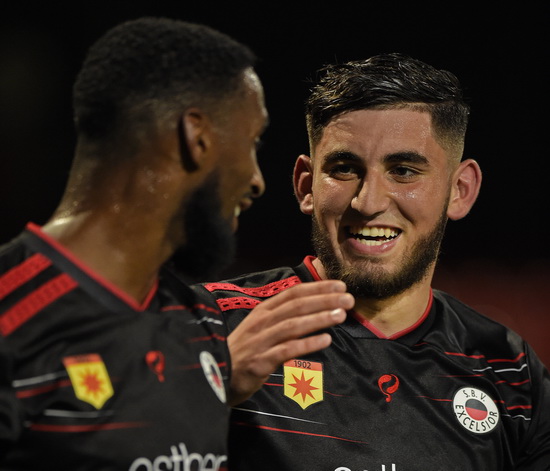 Talenten van ‘De Toekomst’ aan het werk in het Van Donge & De Roo Stadion