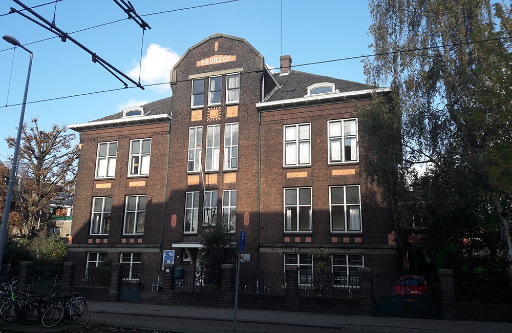 Kralingers wanhopig over studentenoverlast