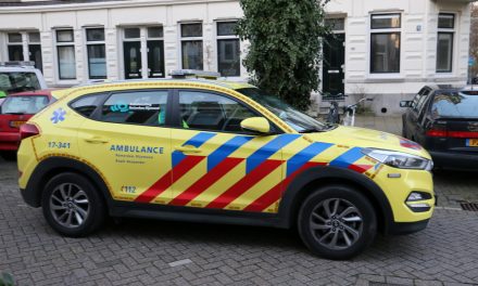 Vrouw (78) zwaargewond bij ongeluk in Crooswijk