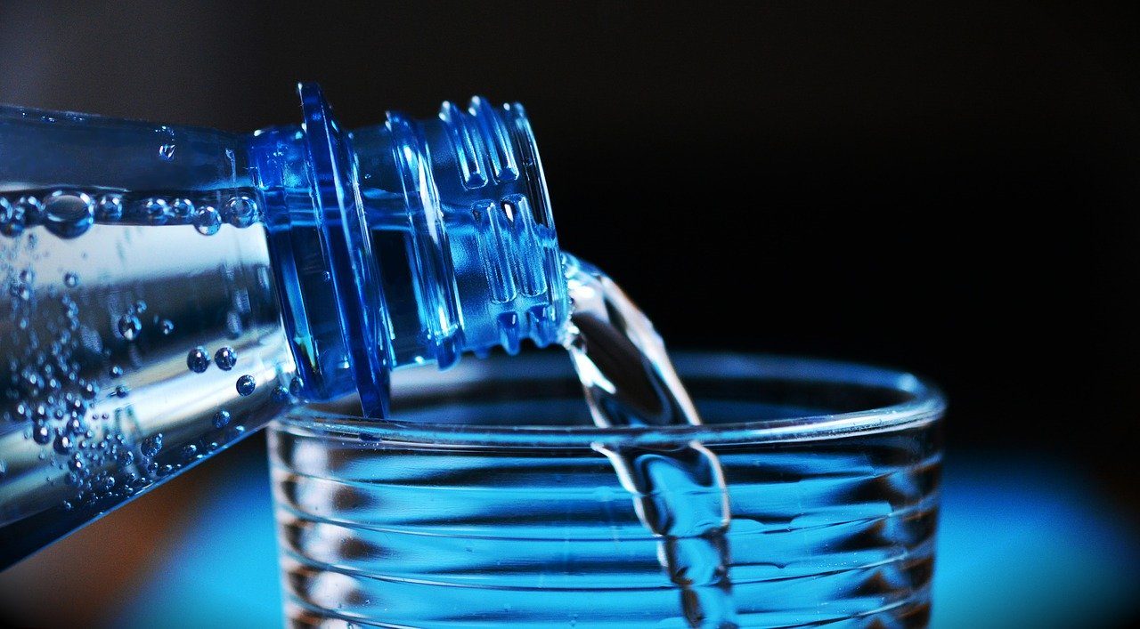 Plastic weer bij restafval