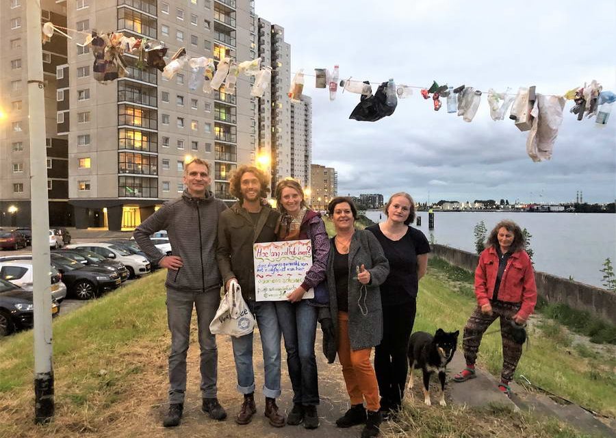 Schoon De Esch, verslingerd aan plastic, organiseert fototentoonstelling ‘de oogst van 2019’