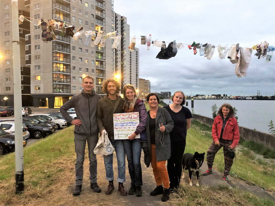 Schoon De Esch, verslingerd aan plastic, organiseert fototentoonstelling ‘de oogst van 2019’