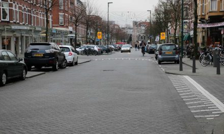 Man overvalt winkel in de Lusthofstraat