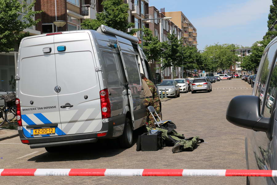 Frits Ruysstraat afgesloten voor onderzoek mogelijk explosief