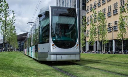 Tram lijn 7 24 uur in ‘quarantaine’ door coronaspugers