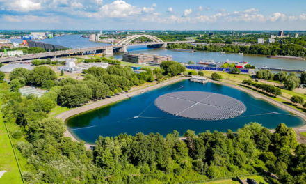 Evides opent bij Rotterdam Europa’s grootste zonvolgende drijvende zonnepark