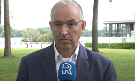 Aboutaleb waarschuwt studenten en moslims: ‘Het coronavirus is niet op vakantie’