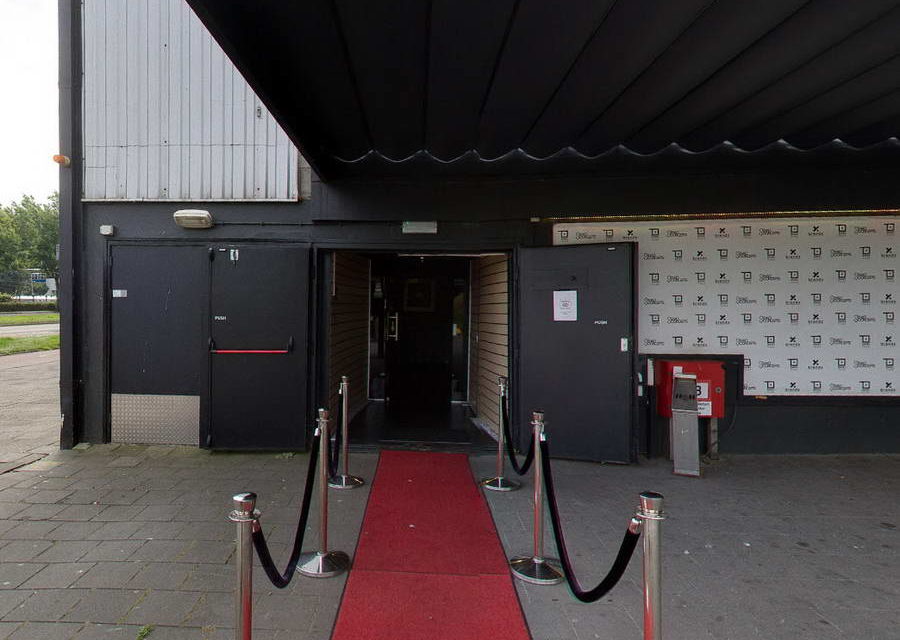 Getuigen gezocht na nachtelijke beschieting Club Blu