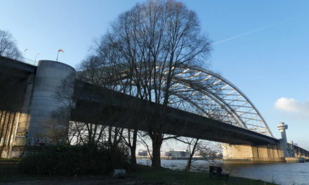 Nachtafsluitingen Van Brienenoordbrug op 28 en 29 augustus voor onderhoud