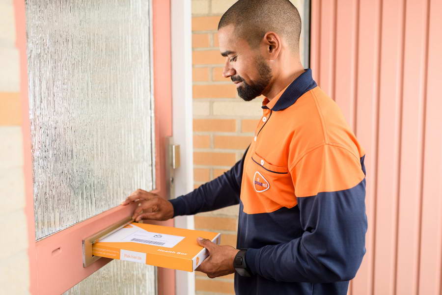 PostNL en gemeente Rotterdam samen tegen eenzaamheid