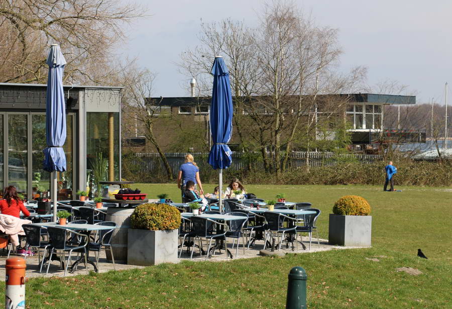 Oproep Aboutaleb: ‘Terrassen en Diergaarde Blijdorp moeten zo snel mogelijk open’