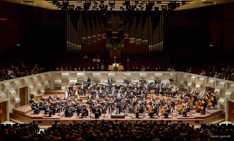 NIEUWE SERIE IN DE DOELEN: SINFONIA CLASSICS